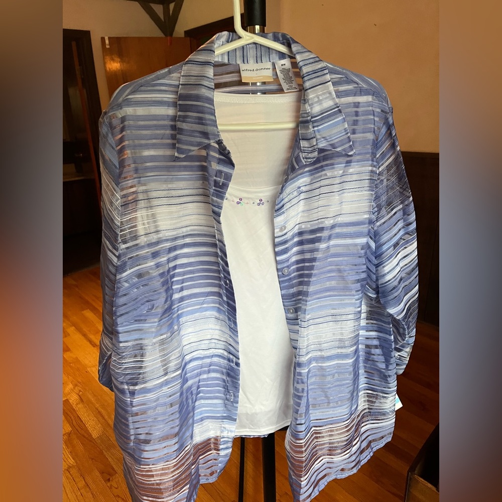 NWT Women's Alfred Dunner 2 Piece Blouse